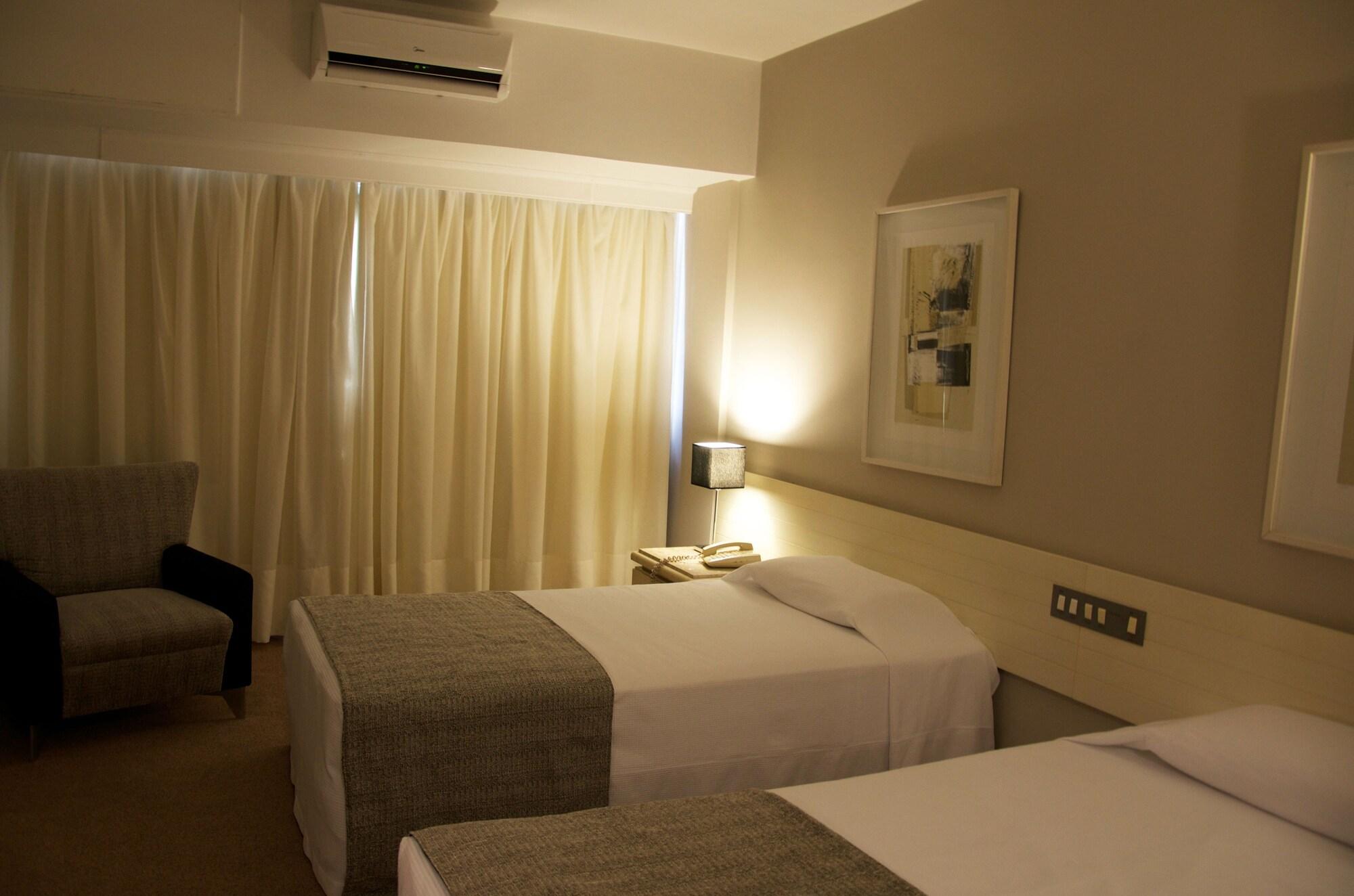 Hotel Victoria Villa Curitiba By Nacional Inn Zewnętrze zdjęcie